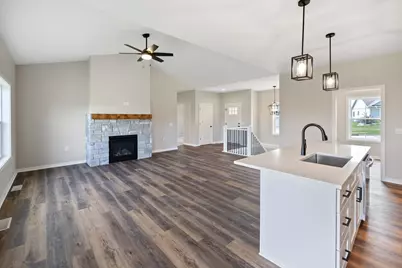 924  Duke St, Brownsville, WI 53006 - Photo 12