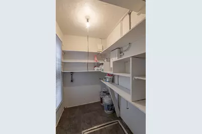 802  Charles St, La Crosse, WI 54603 - Photo 8