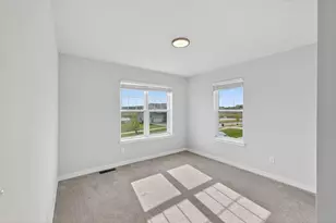 11520 W Meadowview Dr, Franklin, WI 53132 - Photo 28