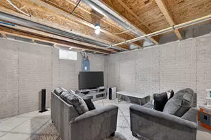 11520 W Meadowview Dr, Franklin, WI 53132 - Photo 32