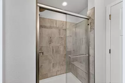 11520 W Meadowview Dr, Franklin, WI 53132 - Photo 22