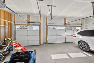 11520 W Meadowview Dr, Franklin, WI 53132 - Photo 30