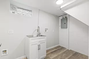 5830 W Philip Pl, Milwaukee, WI 53216 - Photo 16