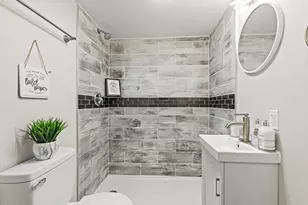 5830 W Philip Pl, Milwaukee, WI 53216 - Photo 14