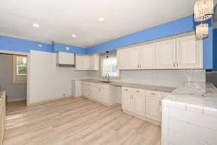 2956 N 39th St, Milwaukee, WI 53210 - Photo 10