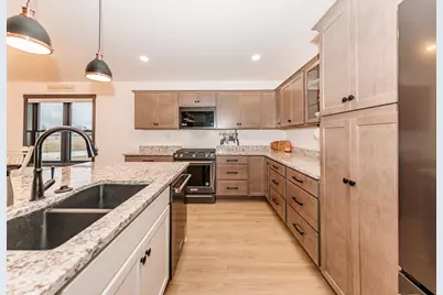 555  Lake Breeze Ln, Random Lake, WI 53075 - Photo 14