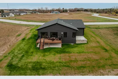 555  Lake Breeze Ln, Random Lake, WI 53075 - Photo 8