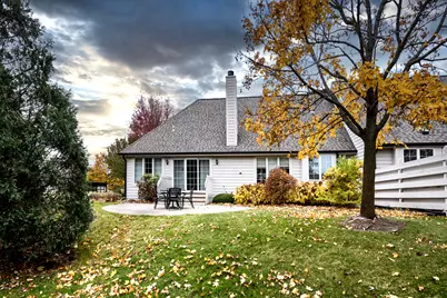 550 S McPride Ln #B, Brookfield, WI 53045 - Photo 2