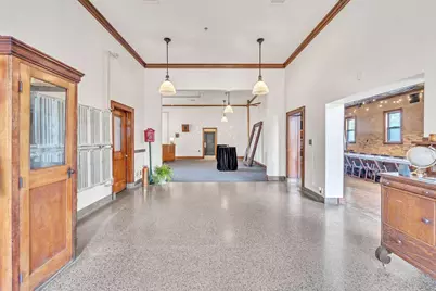 407 N Hawley Rd, Milwaukee, WI 53213 - Photo 8
