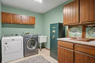 3723 Meadowbrooke Cir, Windsor, WI 53532 - Photo 30