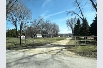 3344  Lake Dr, Hartford, WI 53027 - Photo 36