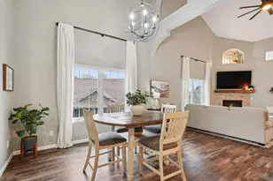 2951 Glen Ivy Dr, West Bend, WI 53090 - Photo 6