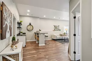 2951 Glen Ivy Dr, West Bend, WI 53090 - Photo 34