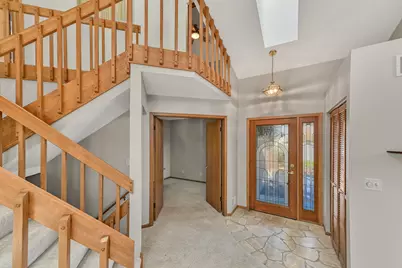 N81W13567  Golfway Dr, Menomonee Falls, WI 53051 - Photo 2