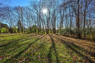 N81W13567  Golfway Dr, Menomonee Falls, WI 53051 - Photo 16