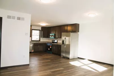 337  Mulberry St #339, Baraboo, WI 53913 - Photo 6