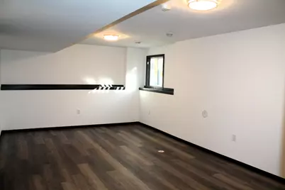 337  Mulberry St #339, Baraboo, WI 53913 - Photo 10