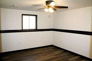 337 Mulberry St, Baraboo, WI 53913 - Photo 12