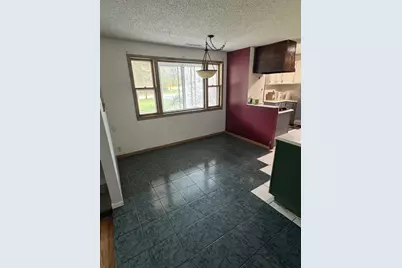 7741  Big Pine Ln, Burlington, WI 53105 - Photo 6