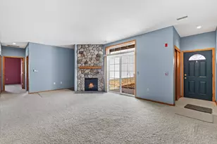 6190 S Creekside Dr, Cudahy, WI 53110 - Photo 2