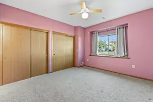 6190 S Creekside Dr, Cudahy, WI 53110 - Photo 16