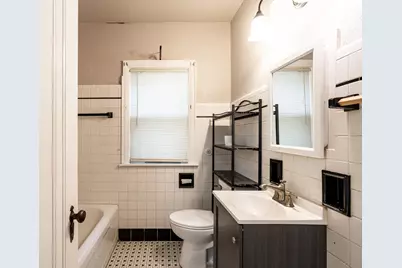 3713 W Capitol Dr #3715, Milwaukee, WI 53216 - Photo 6