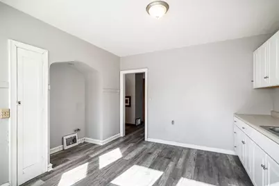 3713 W Capitol Dr #3715, Milwaukee, WI 53216 - Photo 8