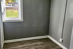 1813 W Burnham St, Milwaukee, WI 53204 - Photo 6