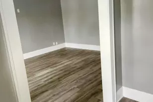 1813 W Burnham St, Milwaukee, WI 53204 - Photo 12