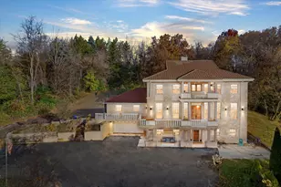 N44W25902 Lindsay Rd, Pewaukee, WI 53072 - Photo 2