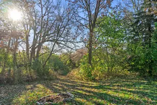 N44W25902 Lindsay Rd, Pewaukee, WI 53072 - Photo 82