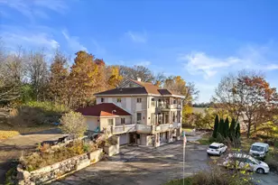 N44W25902 Lindsay Rd, Pewaukee, WI 53072 - Photo 66