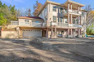 N44W25902 Lindsay Rd, Pewaukee, WI 53072 - Photo 70