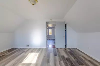 3863 E Squire Ave, Cudahy, WI 53110 - Photo 24