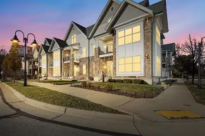 14900 W Wilbur Dr #1207, New Berlin, WI 53151 - Photo 2