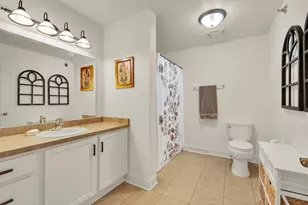 14900 W Wilbur Dr, New Berlin, WI 53151 - Photo 22