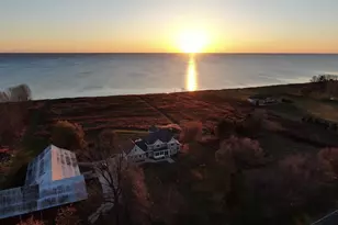 17707 Lakeshore Rd, Two Creeks, WI 54241 - Photo 36