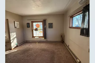 351  Randolph St, Mishicot, WI 54228 - Photo 10