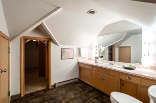 8031 N Whitney Rd, Fox Point, WI 53217 - Photo 22