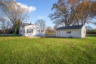 W148N7311  Woodland Dr, Menomonee Falls, WI 53051 - Photo 22