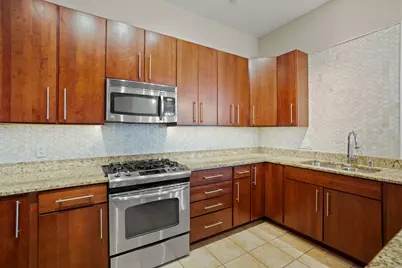 1111 N Marshall St #704, Milwaukee, WI 53202 - Photo 12