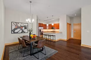 1111 N Marshall St, Milwaukee, WI 53202 - Photo 8