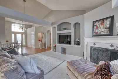 6958 S Craig Ct, Franklin, WI 53132 - Photo 16