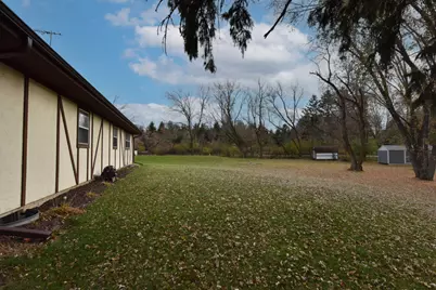 W5675  Sunset Ridge Rd, Walworth, WI 53184 - Photo 34