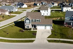 w198n5020 Hickory St, Menomonee Falls, WI 53051 - Photo 8