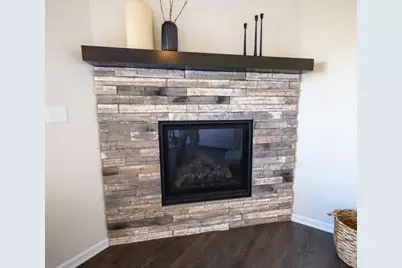 W198N5020  Hickory St, Menomonee Falls, WI 53051 - Photo 30