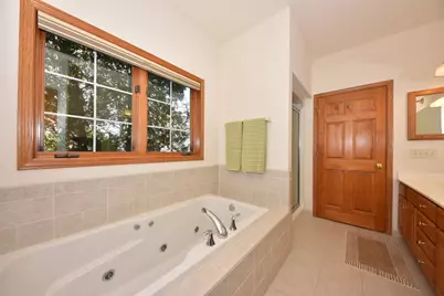 2436  Caribou Ln, Grafton, WI 53024 - Photo 18