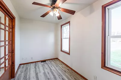 2042  Liberty St, La Crosse, WI 54603 - Photo 6