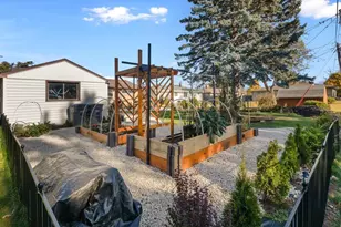 2621 Pine Grove Ave, Sheboygan, WI 53083 - Photo 24