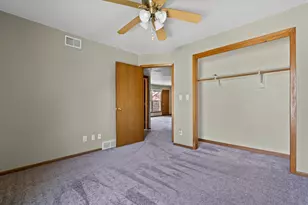 N114W16680 Crown Dr, Germantown, WI 53022 - Photo 12